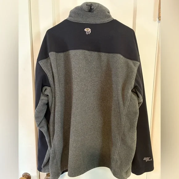 Mountain Hard Wear Gray and Black Fleece Jacket - Picture 5 of 7